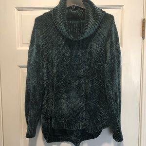 Jones New York Chanel cowl neck sweater. Size large. Very good used condition.